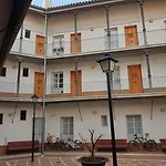 Plaza De San Bernardo 4 Σεβίλλη